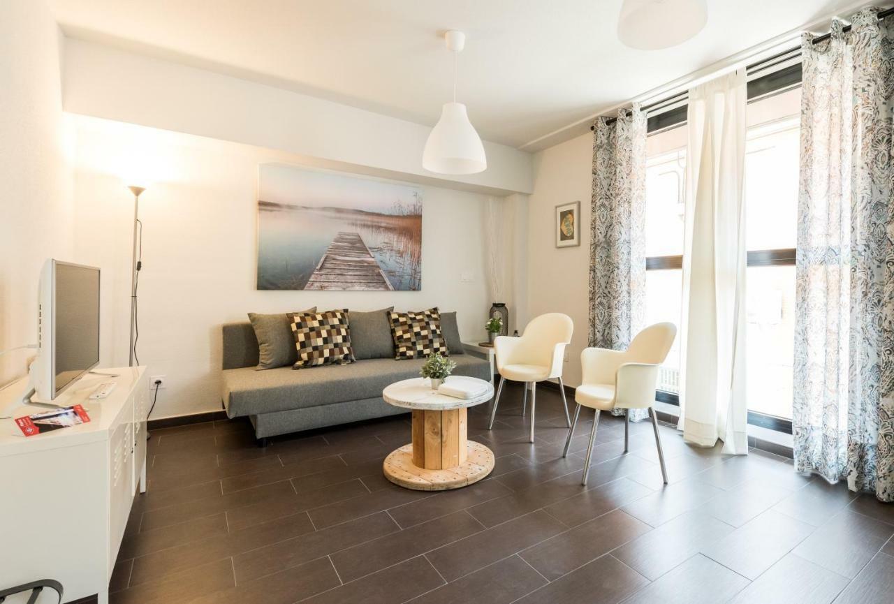 2 Habitaciones Apartamento Temporada En Lucero Madrid Buitenkant foto