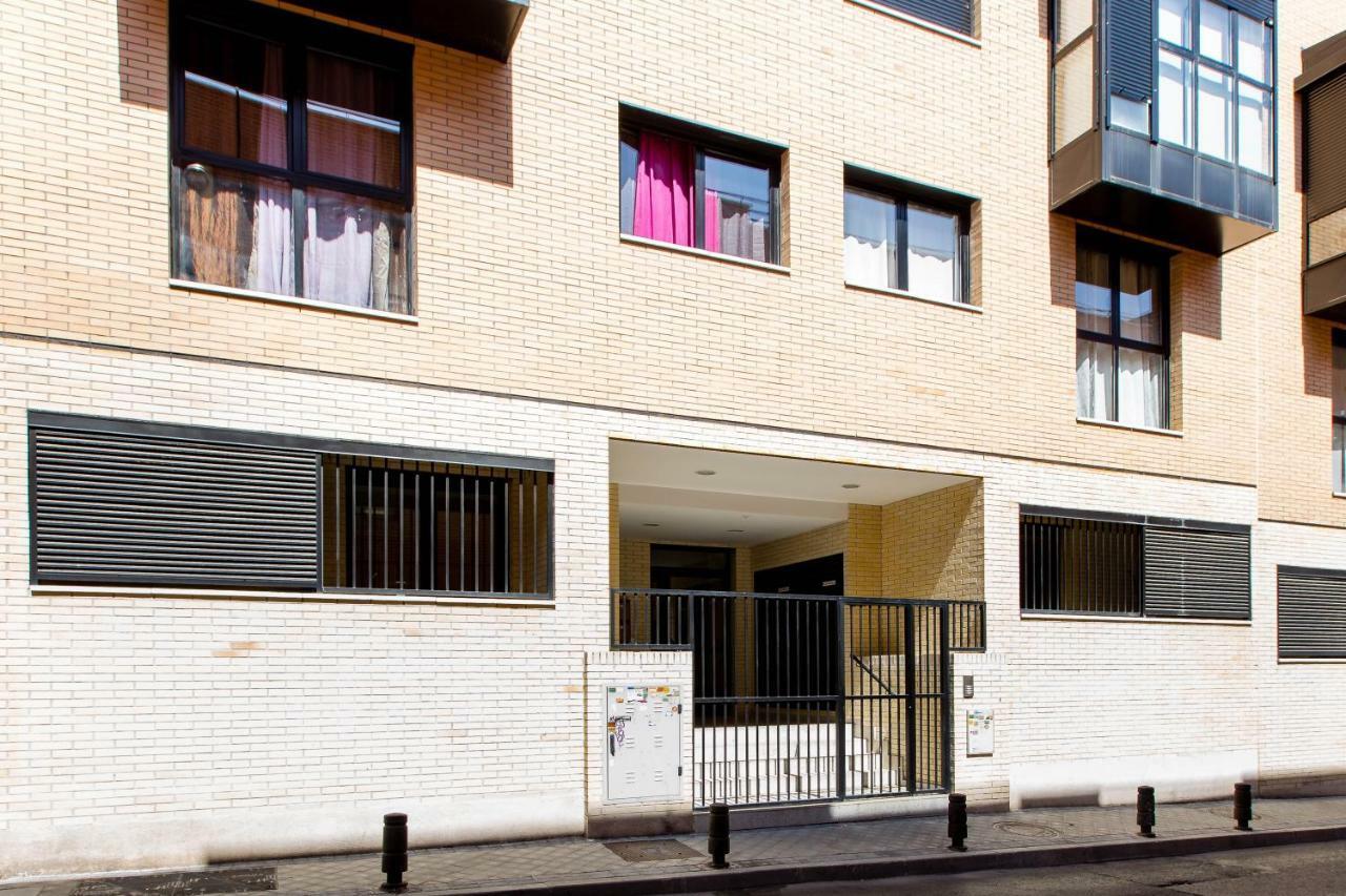 2 Habitaciones Apartamento Temporada En Lucero Madrid Buitenkant foto