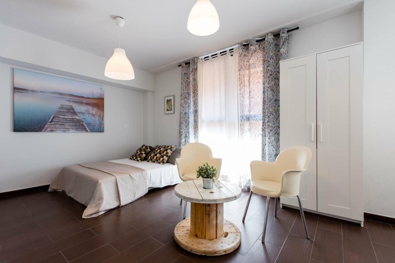 2 Habitaciones Apartamento Temporada En Lucero Madrid Buitenkant foto